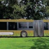 Bus als rijdende huiskamer voor ouderen